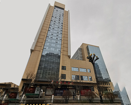 青海建設科技大廈三陽大酒店(四星級，21000m2，海湖新區(qū)地標建筑)